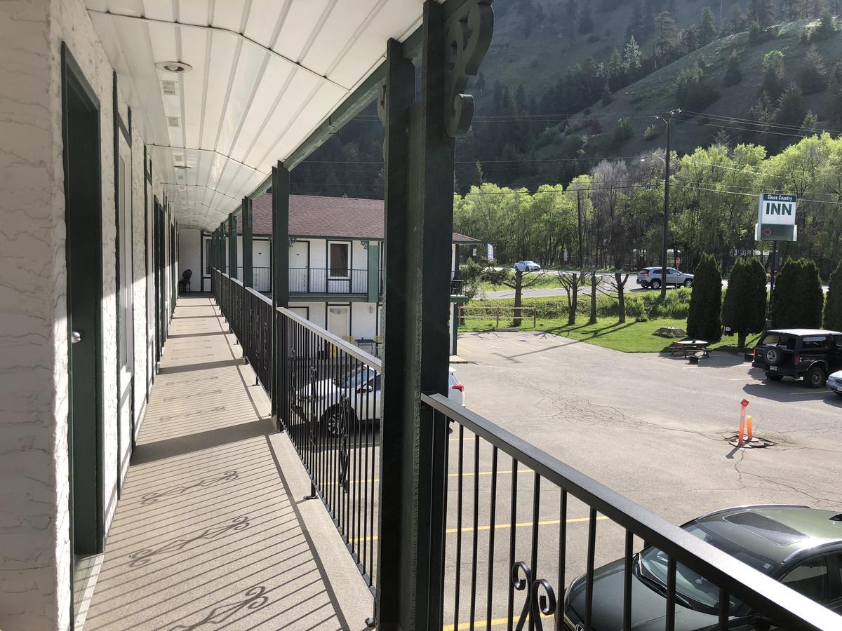 Chase Country Inn 외부 사진