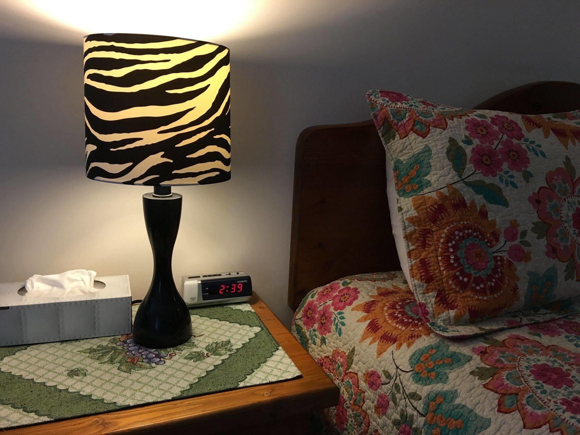 Chase Country Inn 외부 사진