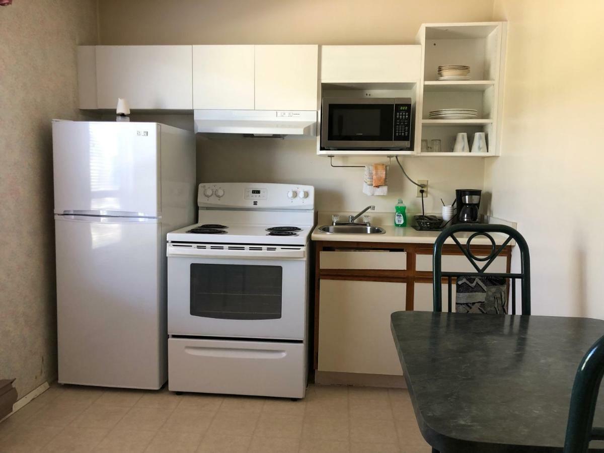 Chase Country Inn 외부 사진